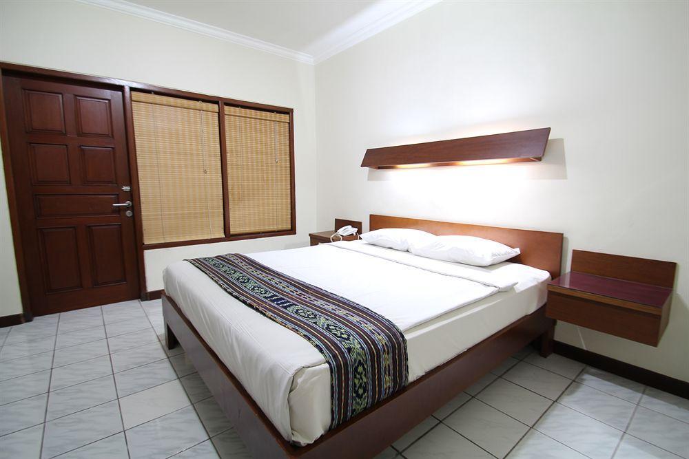 Paradiso Beach Inn Kuta Lombok Eksteriør bilde