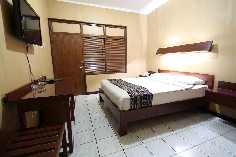 Paradiso Beach Inn Kuta Lombok Eksteriør bilde