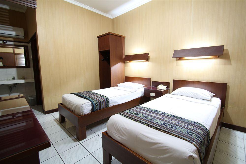 Paradiso Beach Inn Kuta Lombok Eksteriør bilde