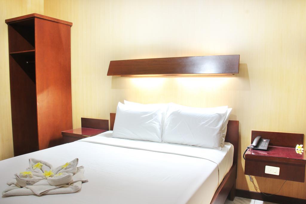 Paradiso Beach Inn Kuta Lombok Eksteriør bilde
