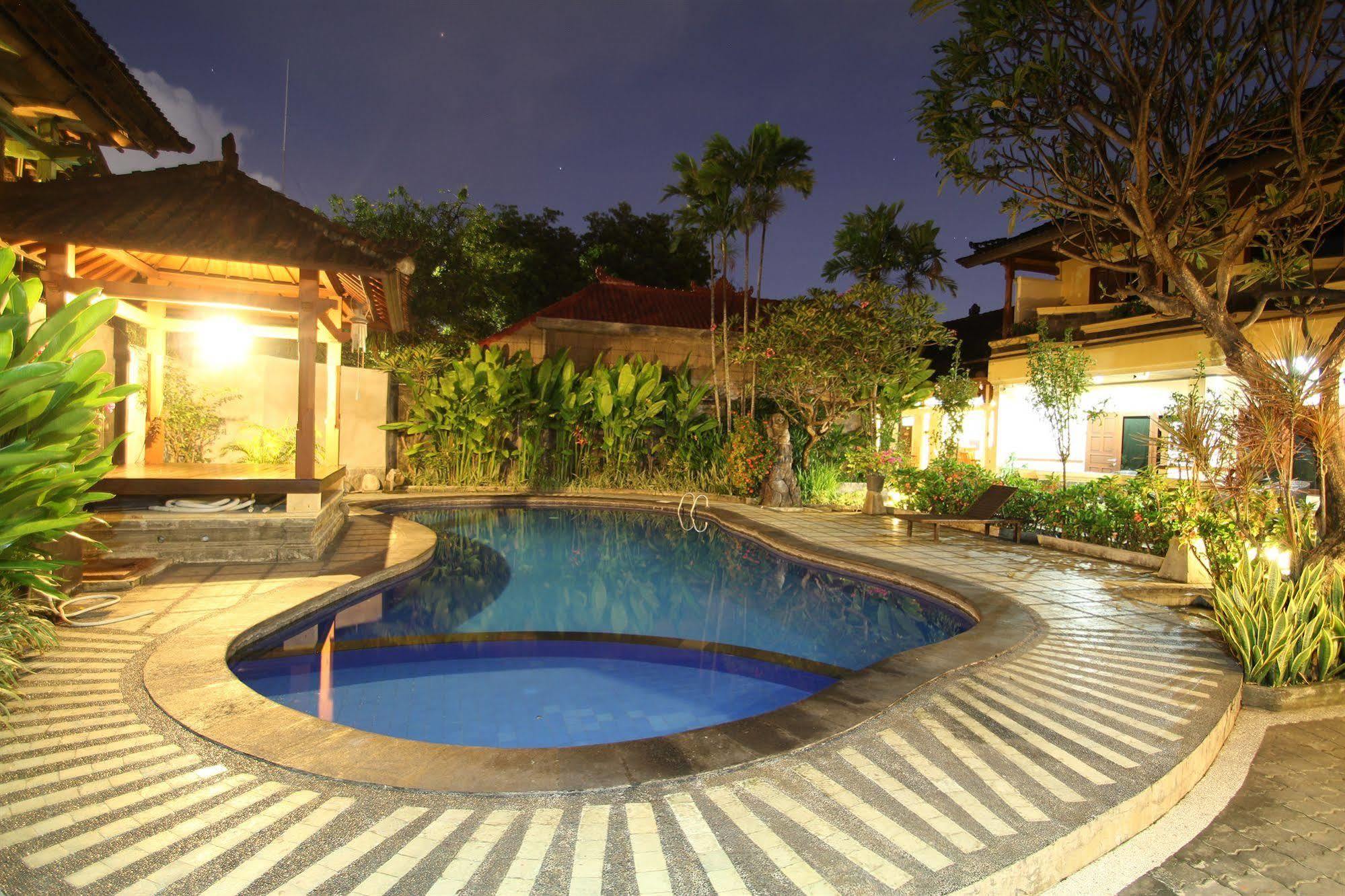 Paradiso Beach Inn Kuta Lombok Eksteriør bilde