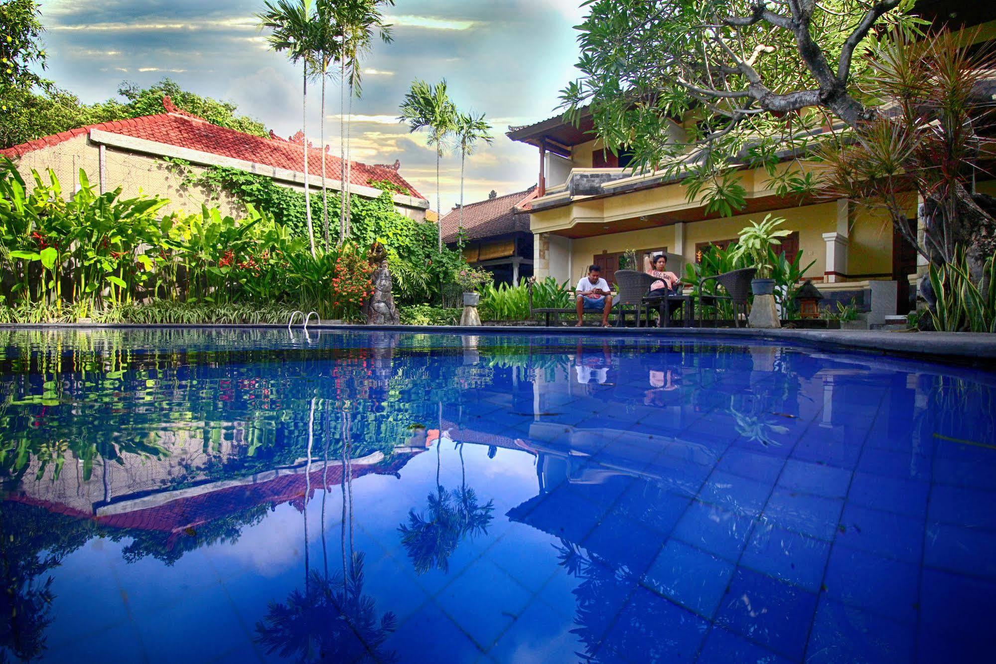 Paradiso Beach Inn Kuta Lombok Eksteriør bilde